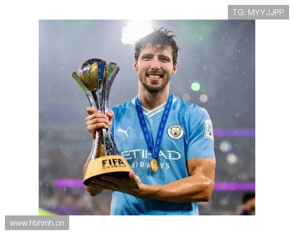 鲁本·迪亚斯：多次入选英超赛季最佳阵容