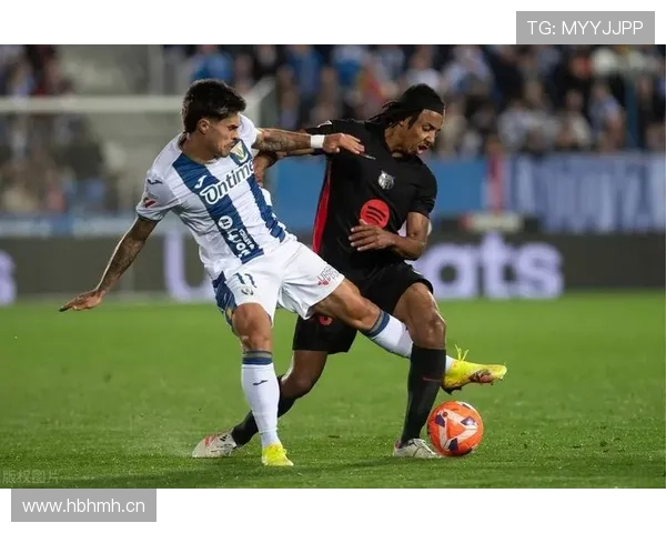 萨卡 vs 拉菲尼亚：右边锋进攻效率与战术适配差异